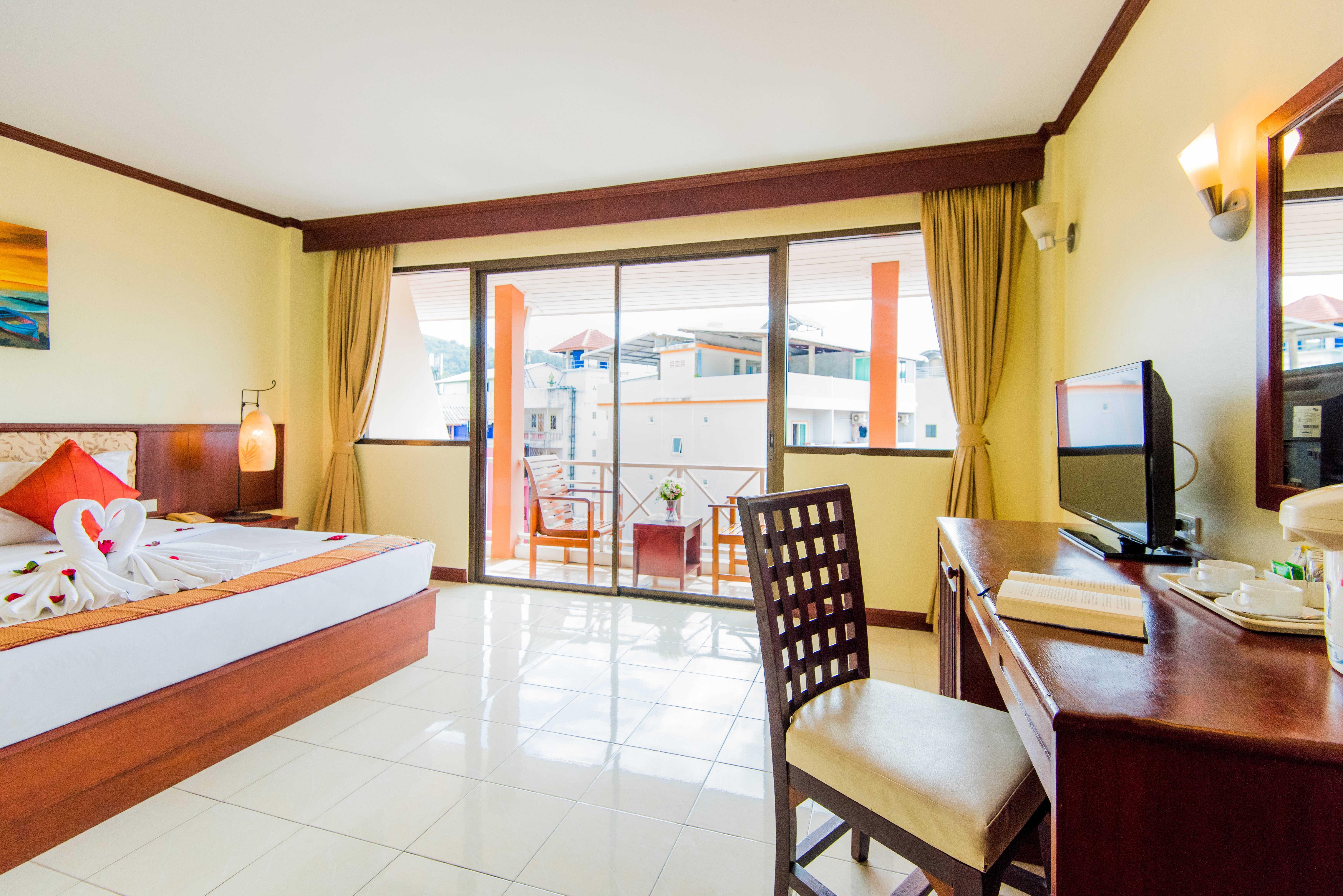 Bauman Ville Hotel Phuket Eksteriør bilde
