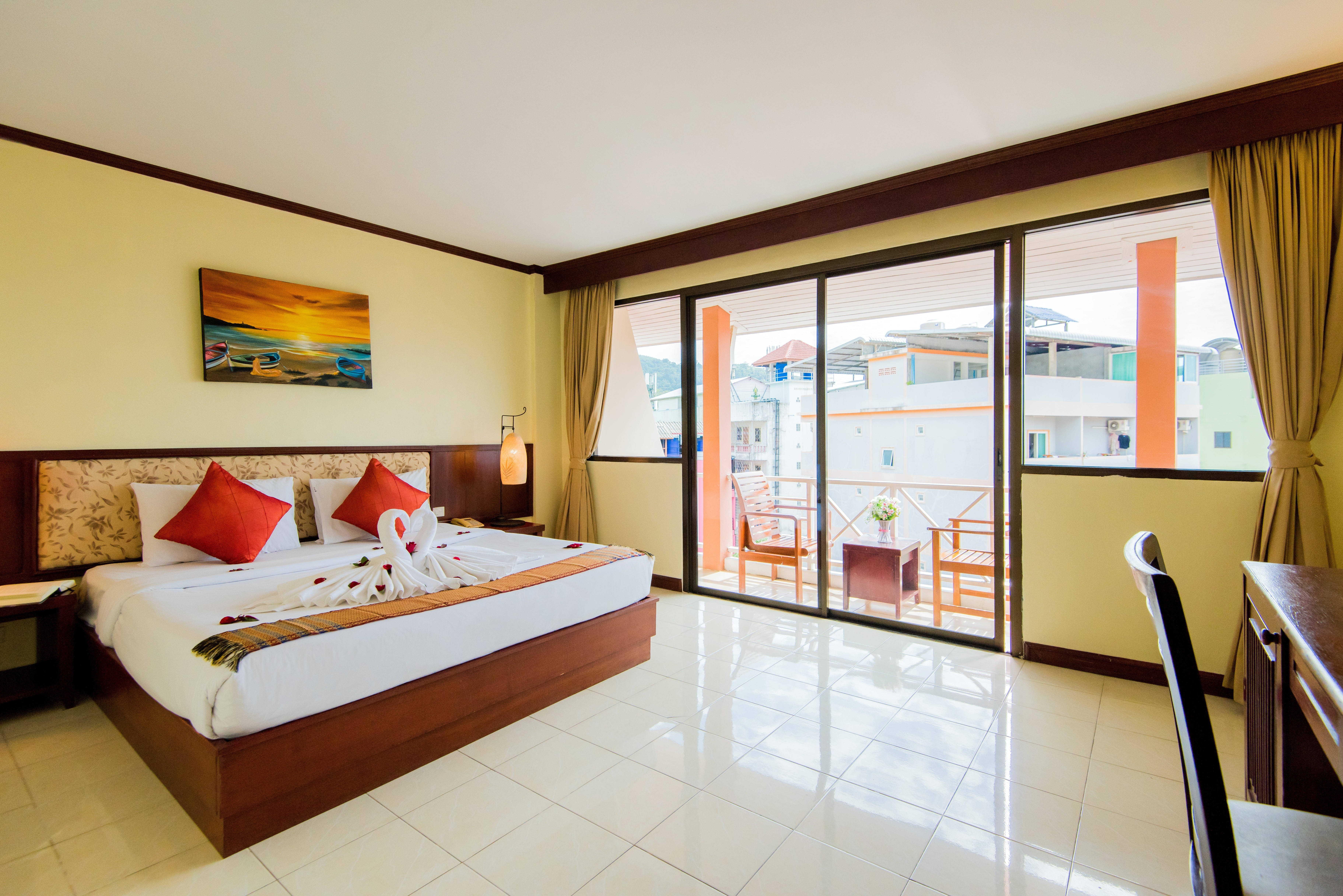Bauman Ville Hotel Phuket Eksteriør bilde