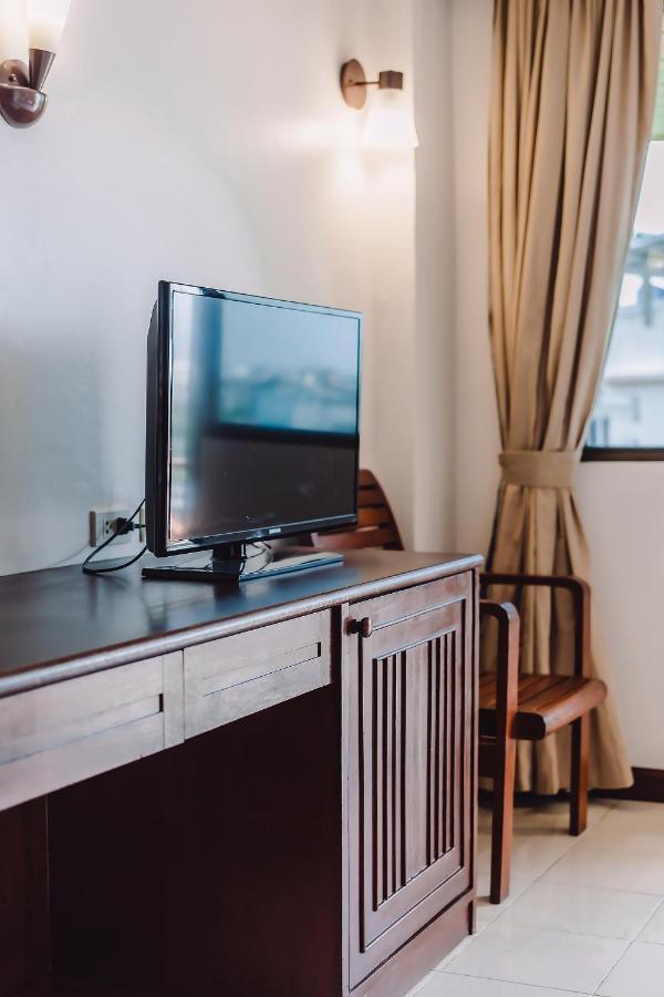 Bauman Ville Hotel Phuket Eksteriør bilde