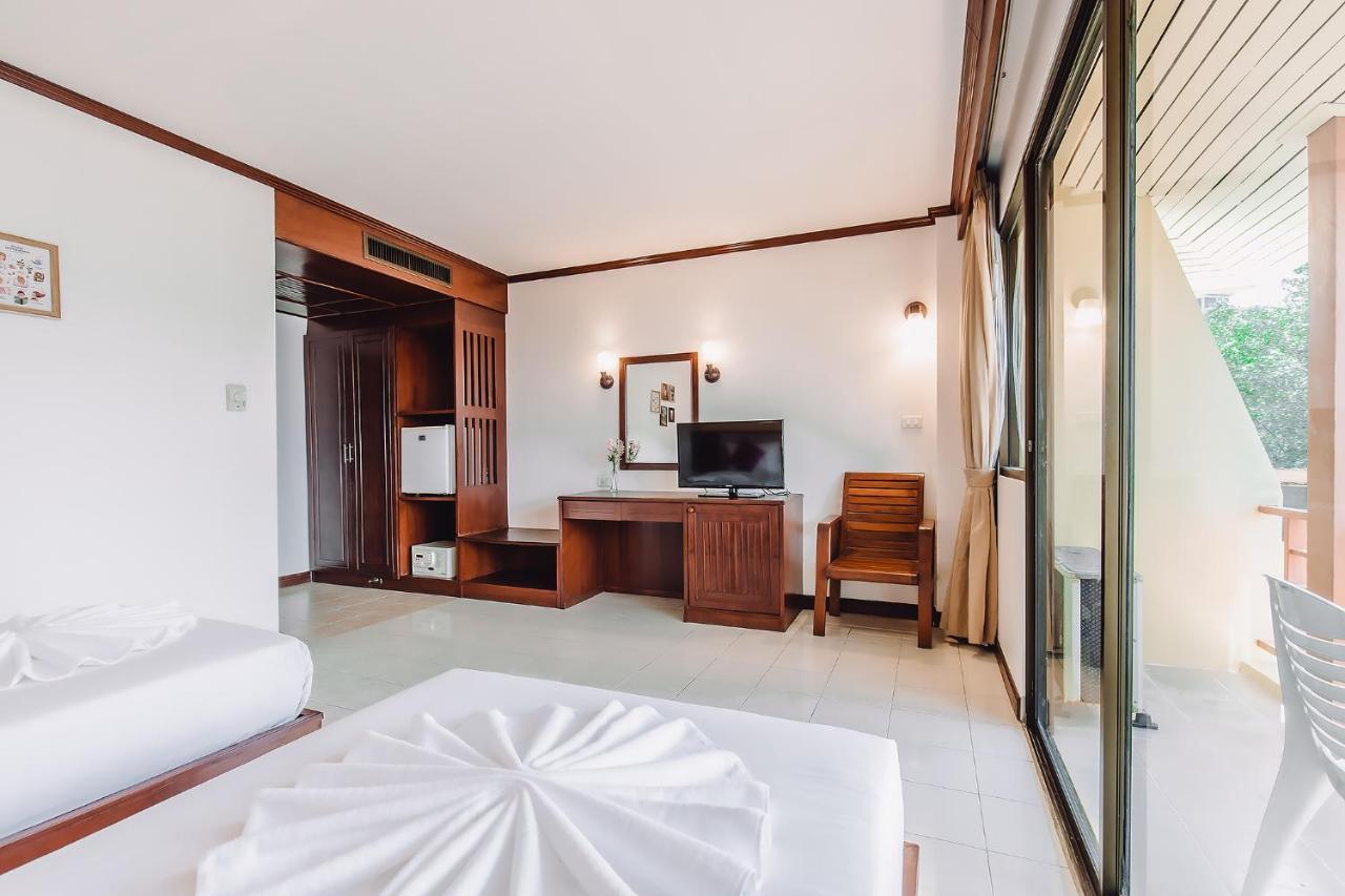 Bauman Ville Hotel Phuket Eksteriør bilde