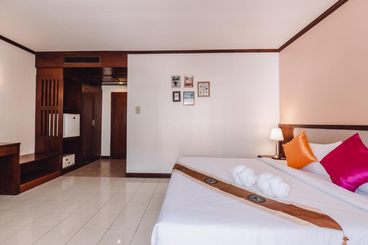 Bauman Ville Hotel Phuket Eksteriør bilde